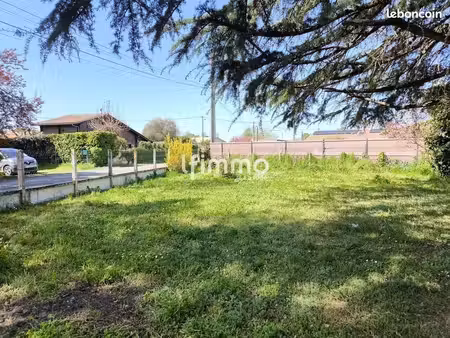 terrain 3440 m² peujard