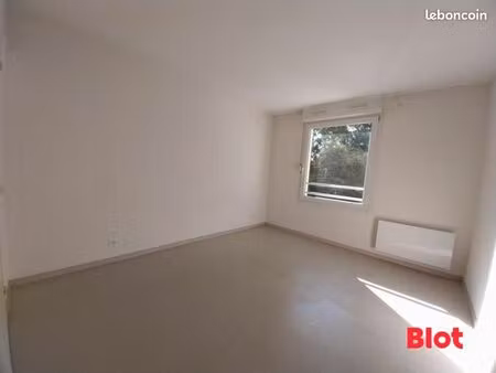 studio 1 pièce 19 m²