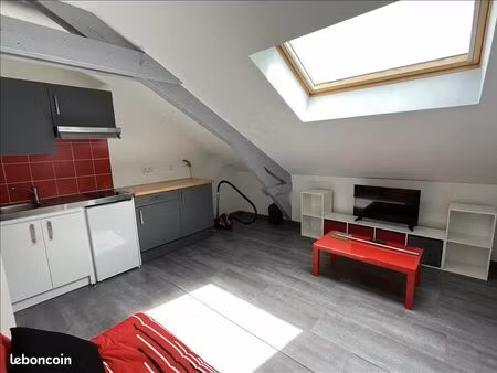 studio 1 pièce 11 m²