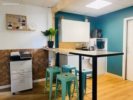 bureau à louer 12 m² – espace convivial à mordelles (centre)