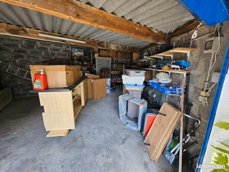 garage box 32 m2 avec electricite