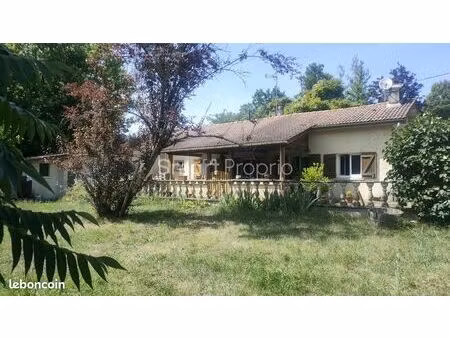 propriété 10 pièces 135 m²