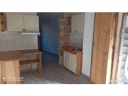 appartement f2 traversant avec balcon