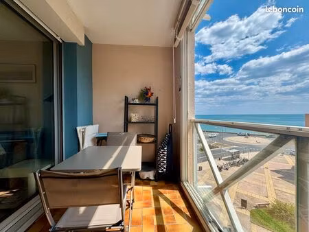 t2 vue mer quartier vieux port