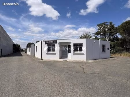 bureaux 235 m²
