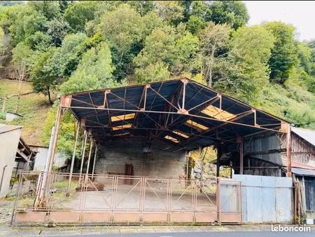 hangar couvert