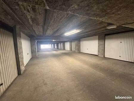 parking/box 20 m² bordeaux