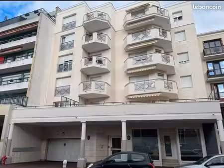 place de parking à l’extérieur à vendre dans copropriété sécurisée
