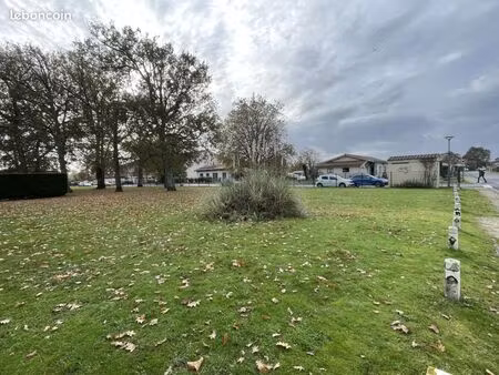 terrain 604 m² hourtin