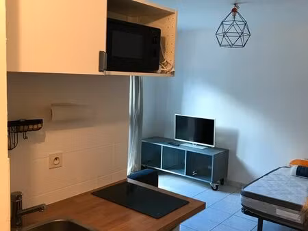 studio meublé