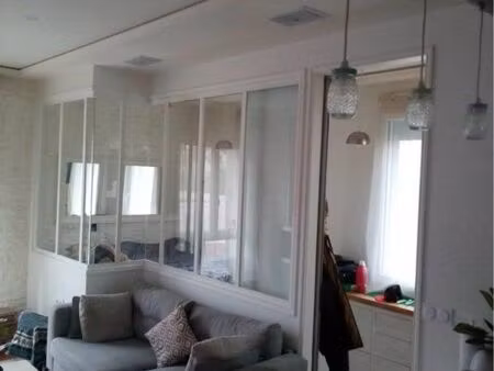 location studio meublé avec chambre séparé
