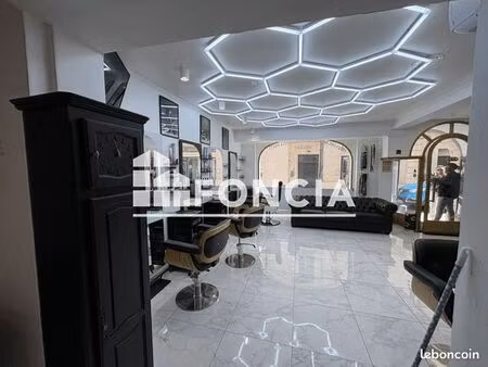 local commercial 78 m²