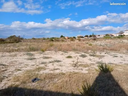 terrain 361 m² loupian