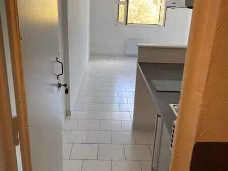 studio rénové 20m2 /42000