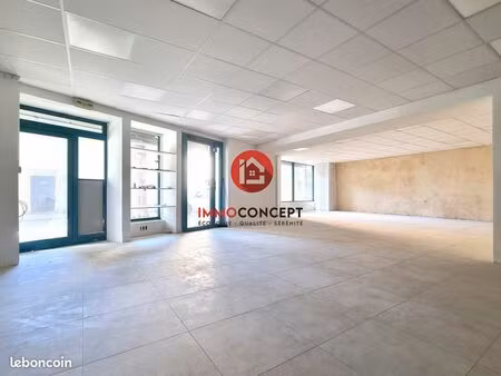 local commercial 142 m² laudun-l'ardoise