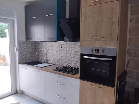 location maison 4 pièces 70 m² à la chapelle-d'armentières (59930)  1 050 €