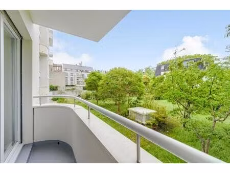 4 pièces avec balcon  cave et parking. la garenne-colombes