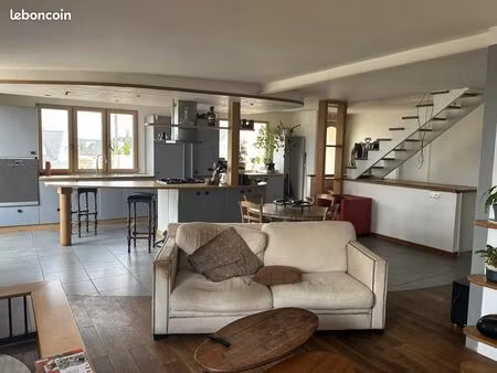 maison 4 pièces 150 m²