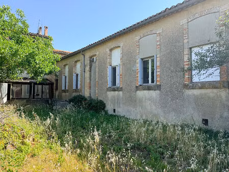 maison villemoustaussou 388.35 m2