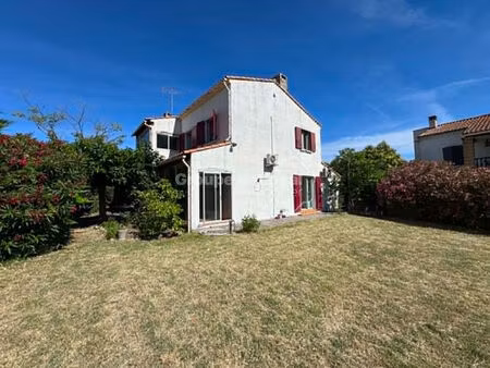 villa t6 avec jardin et garage - arles