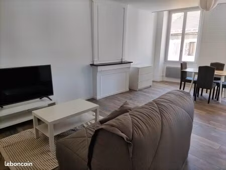 t2 50m² meublé