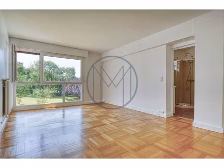 grand studio viroflay les aulnettes 38.60 m2 - vue dégagée