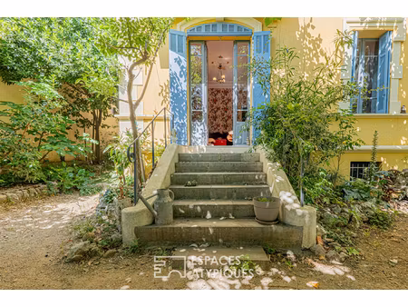 grasse - maison bourgeoise du xxe siècle signée alexander vallaury