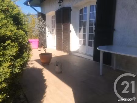 maison 8 pièces 161 m²