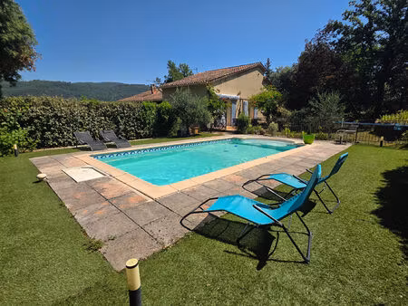 grande maison familiale avec 6 chambres