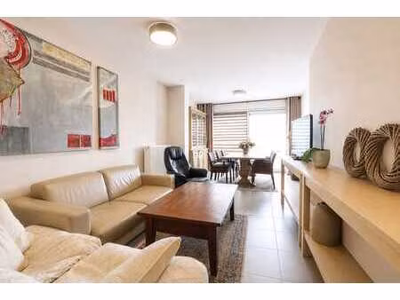 appartement au rez de chaussée récent (2011)
