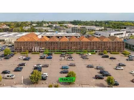 magnifique immeuble de bureaux de 725 m² à vendre dans un e…