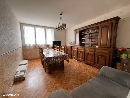 appartement 3 pièces 50 m²