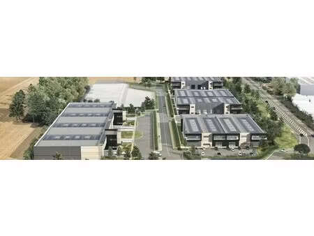 location local d’activités fosses 95470 3760m²