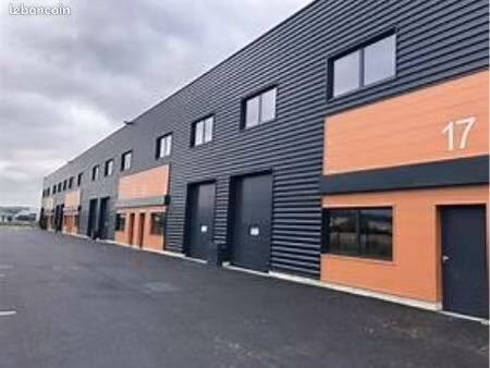 local 230 m² gouesnou