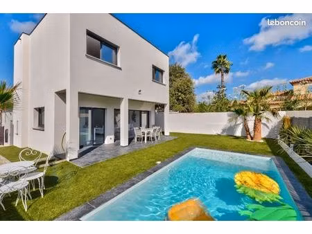 terrain 290 m² gigean