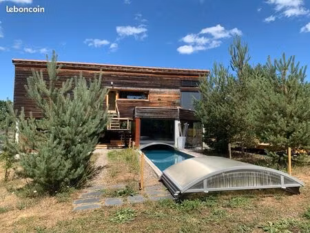 la petite maison suspendue