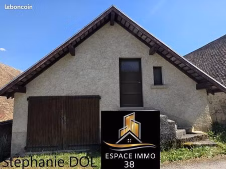 maison 3 pièces 75 m²