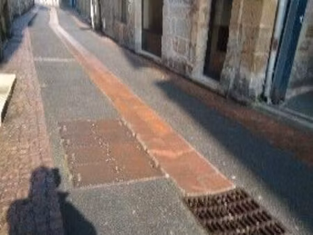 murs commerçiaux