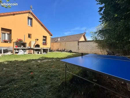 maison 5 pièces 101 m²