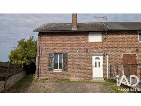 maison à mortefontaine (02600)