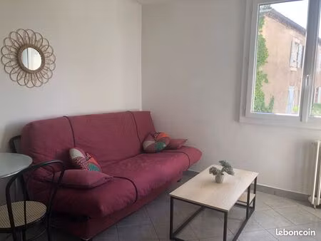 t2 meublé pour étudiant dans le centre de cahors