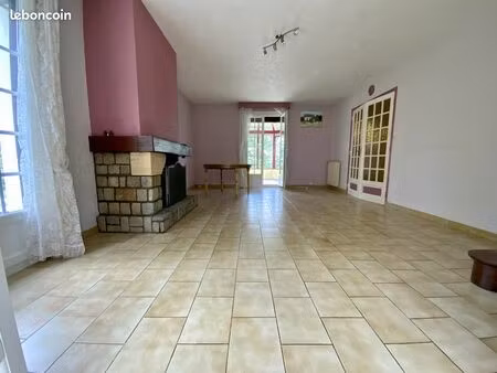 maison 6 pièces 99 m²