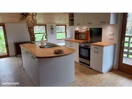 maison écologique meublée