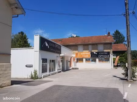 local commercial ou artisanal de 400m2 lons le saunier