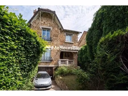 maison 4 pièces 145 m²