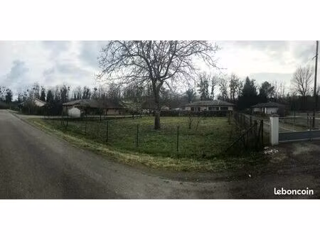 terrain constructible – 500 m² – proche centre-ville – roquefort (landes)