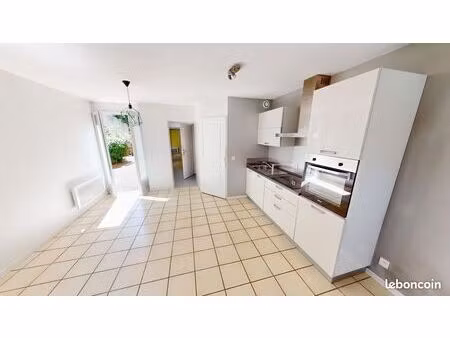 appartement 2 pièces 53 m²