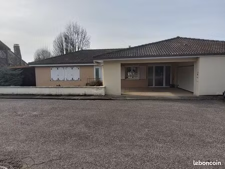 villa avec piscine