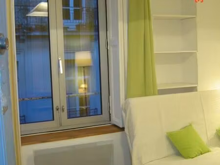 beau studio meuble plein centre 15m2 1 juil 26rs 25