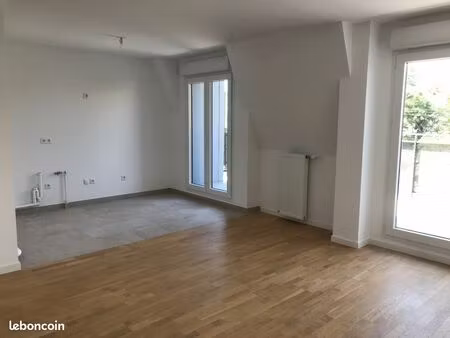 ?4 pièces neuf avec terrasses à 2 min de la gare de sannois